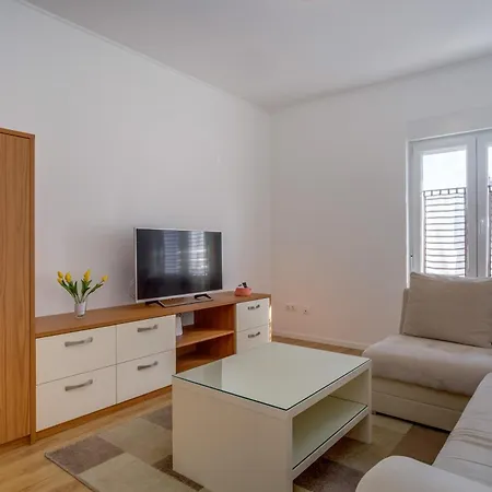 Apartament Jena *